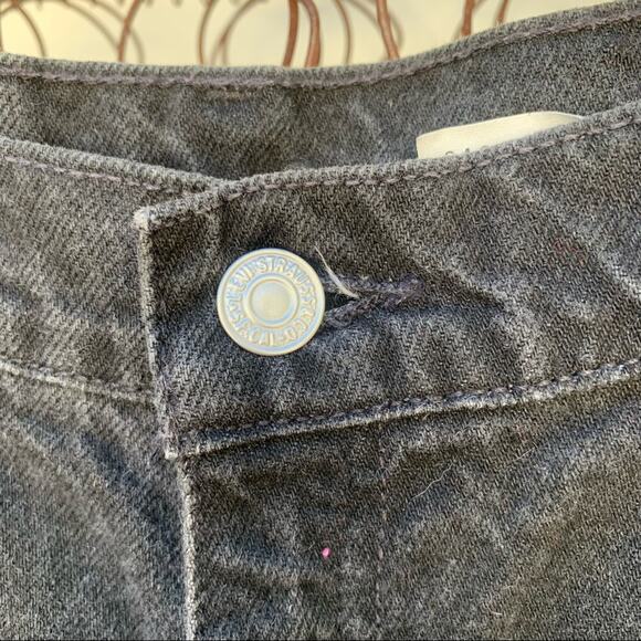 Vintage 90s Ladies Levi’s 951 relaxed fit black jean shorts Size 12 - Picture 5 of 8
